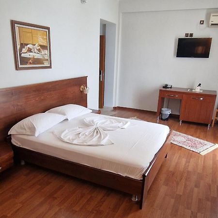 Hotel Kaonia Sarande Exterior photo